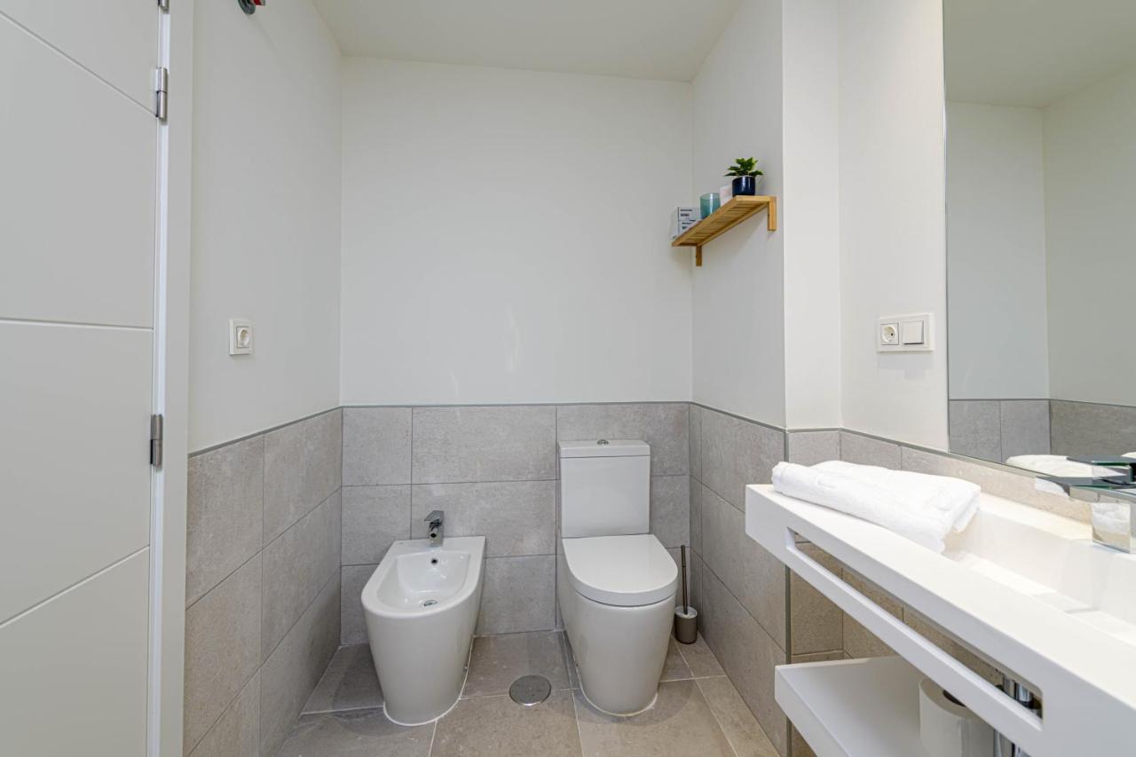 Wintowinrentals Plaza Del Teatro Malaga Historic Center & Free Parking المظهر الخارجي الصورة
