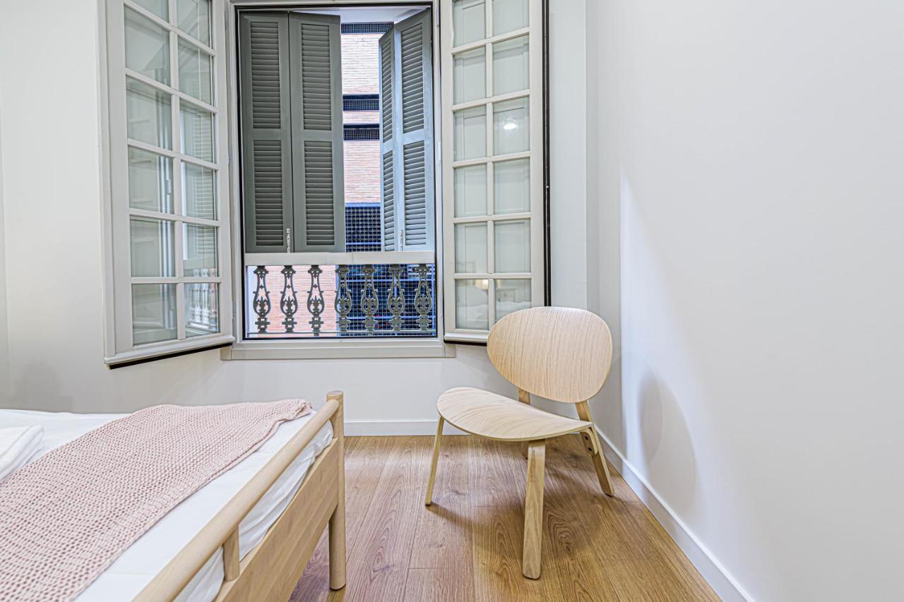 Wintowinrentals Plaza Del Teatro Malaga Historic Center & Free Parking المظهر الخارجي الصورة